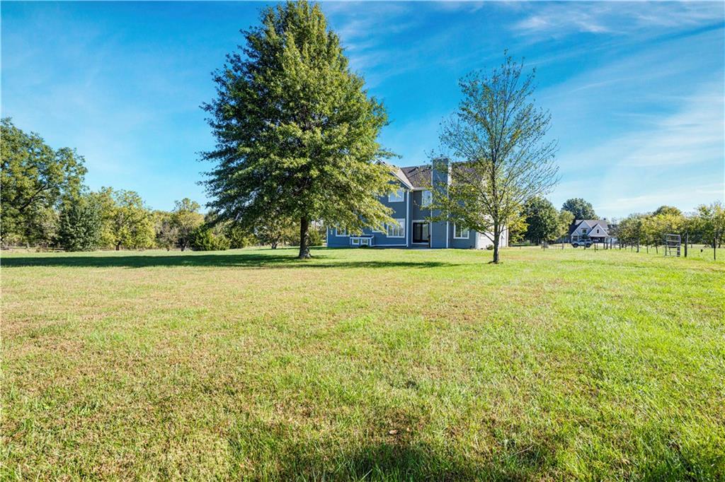 21270 Country Place Lane Property Photo 33