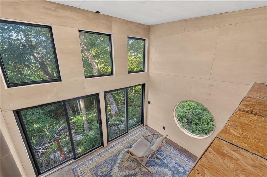 15086 Hartman Road Property Photo 10