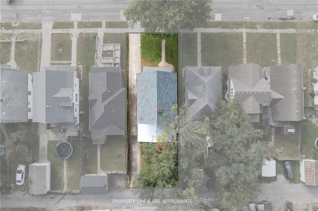 2611 Renick Street Property Photo 6
