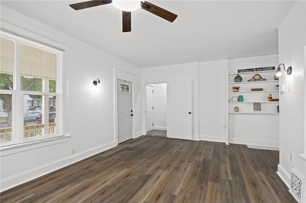 2611 Renick Street Property Photo 7