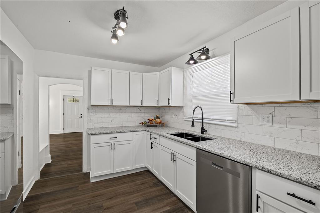 2611 Renick Street Property Photo 14