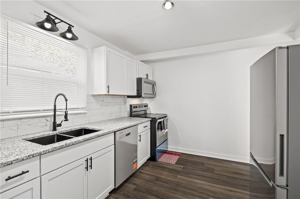 2611 Renick Street Property Photo 15