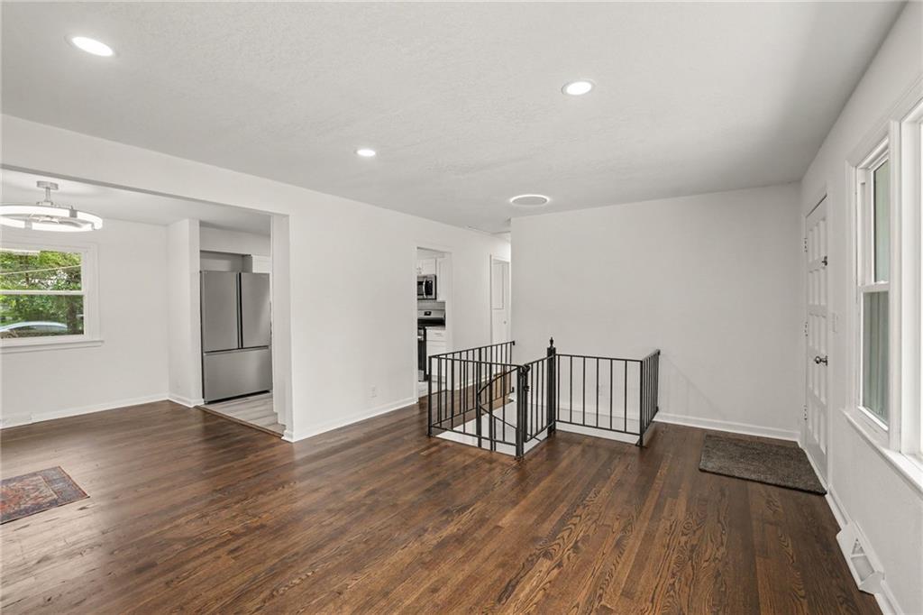 8507 Kentucky Avenue Property Photo 5