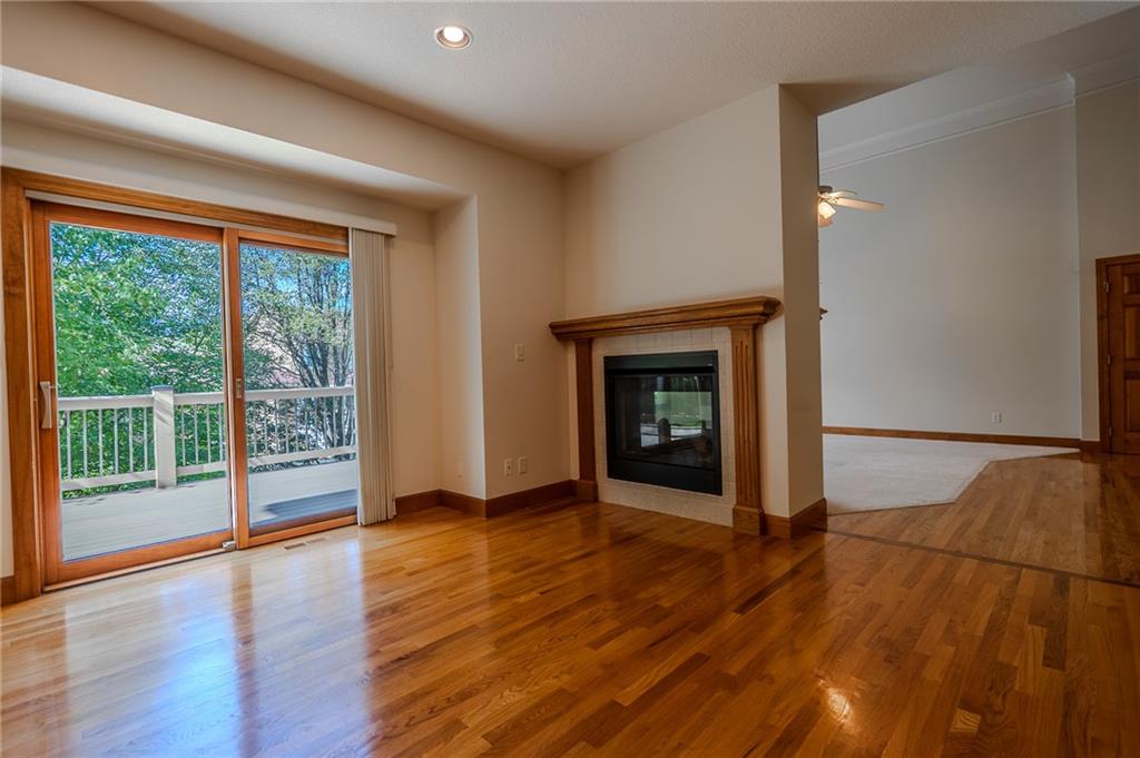 4113 Blackjack Oak Drive Property Photo 14