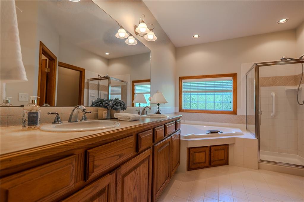 4113 Blackjack Oak Drive Property Photo 28