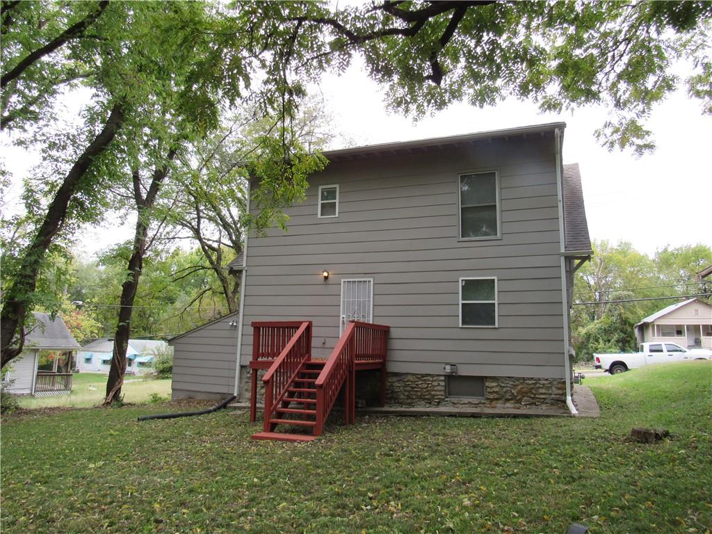 5737 Indiana Avenue Property Photo 3