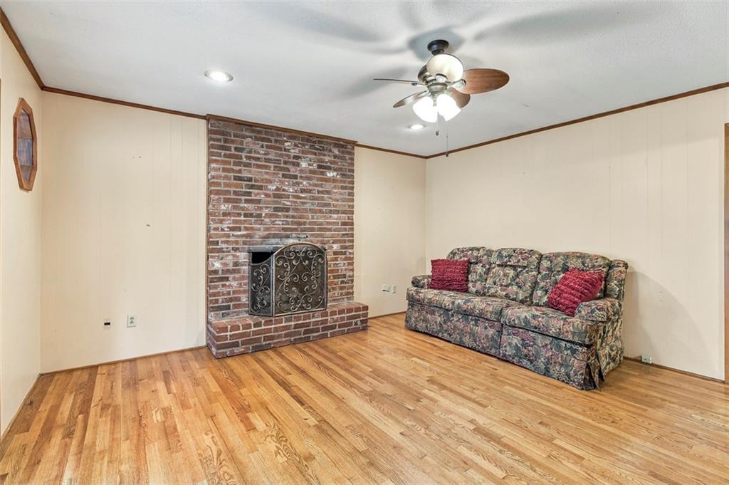 8914 Park Street Property Photo 17