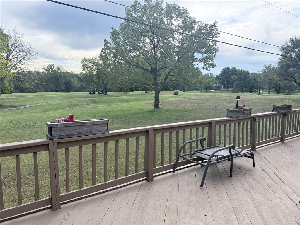 2604 Country Club Circle Property Photo 2