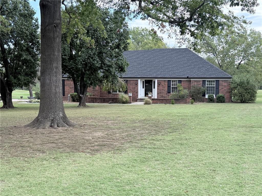 2604 Country Club Circle Property Photo 33