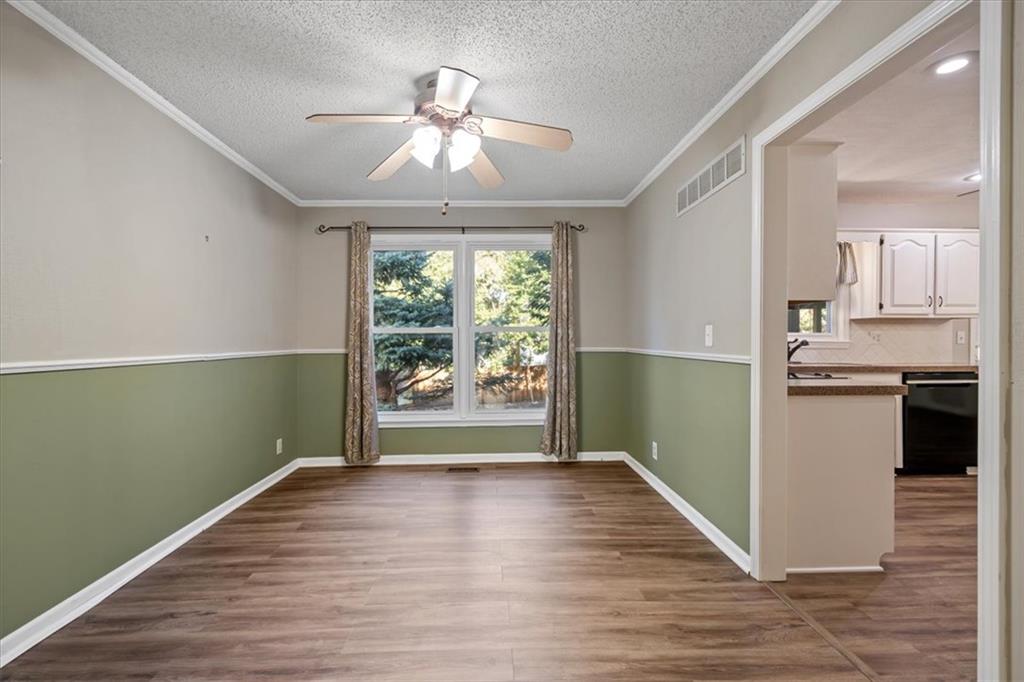 1425 N Hunter Drive Property Photo 10