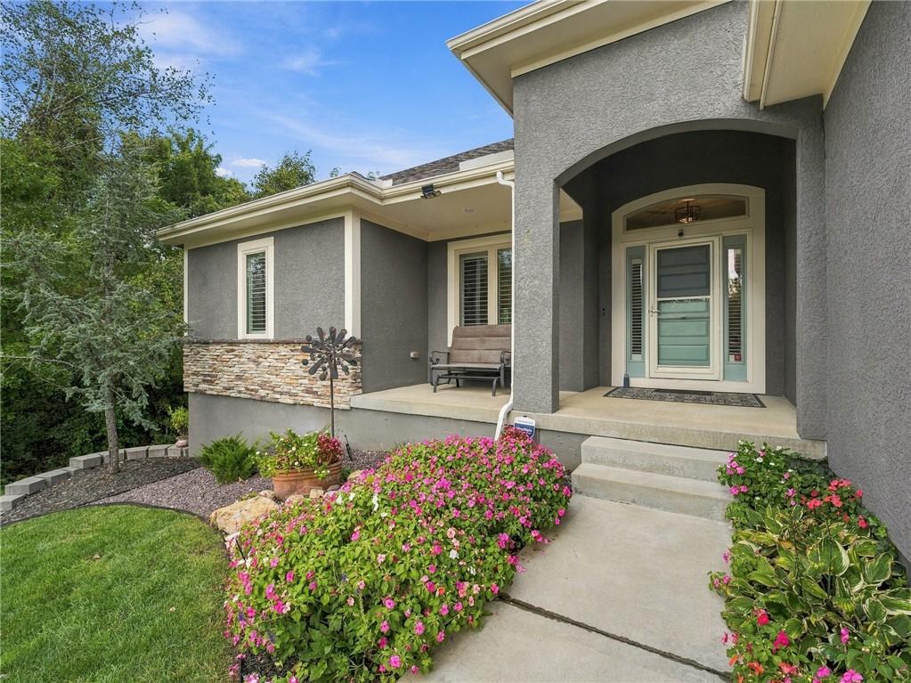 1205 Se Woodbine Drive Property Photo