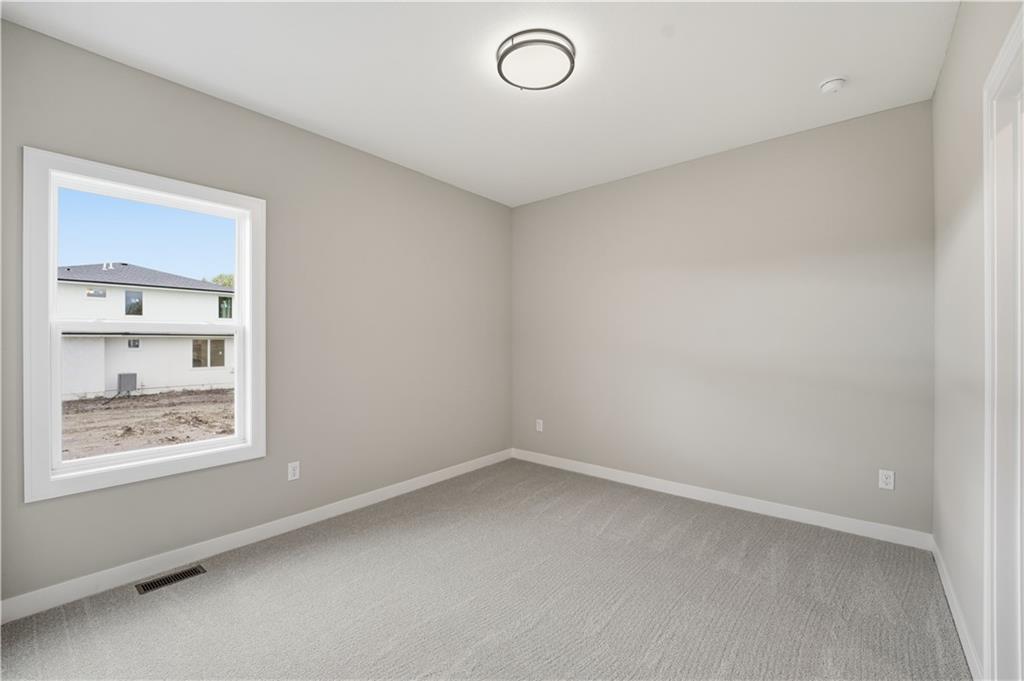 18580 W 195th Street Property Photo 13