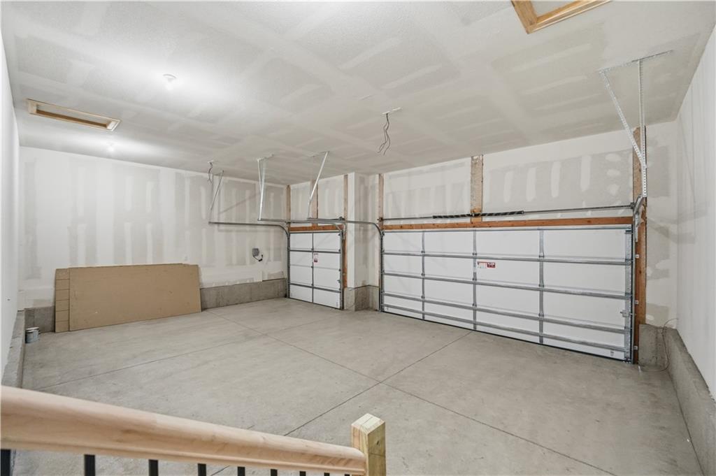 18580 W 195th Street Property Photo 44