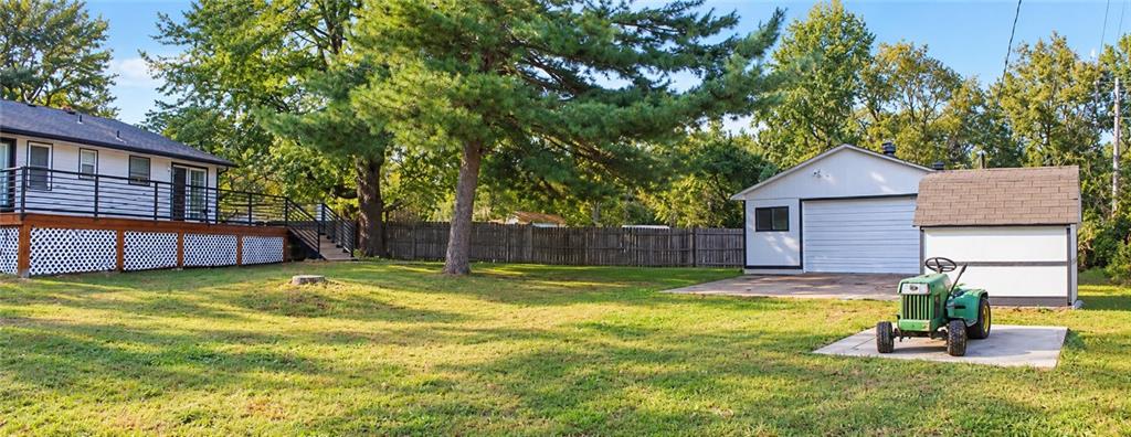 305 Concord Circle Property Photo 2