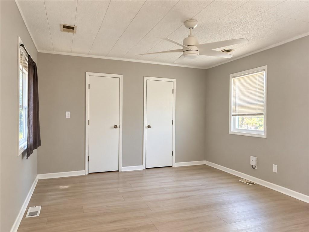 3118 Spruce Avenue Property Photo 2