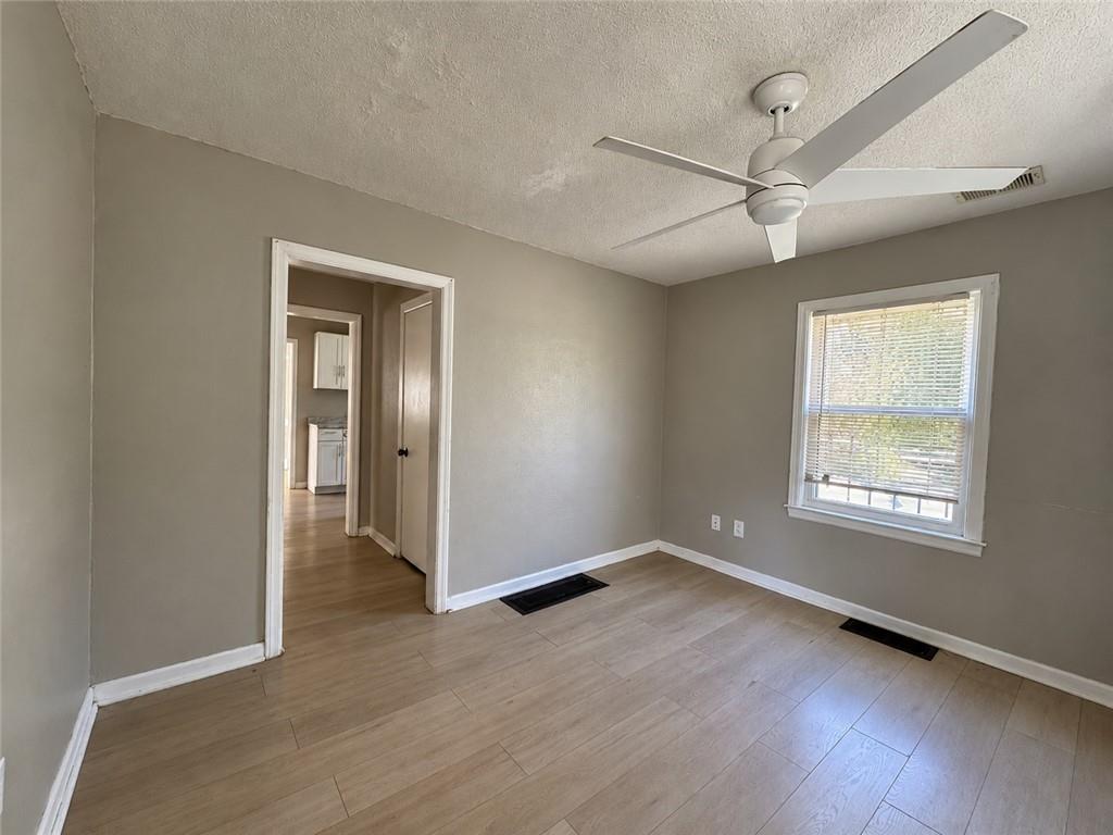 3118 Spruce Avenue Property Photo 8