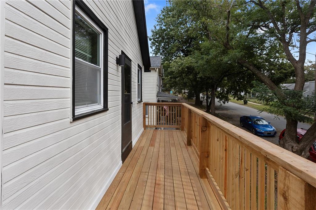 724 Seneca Street Property Photo 10