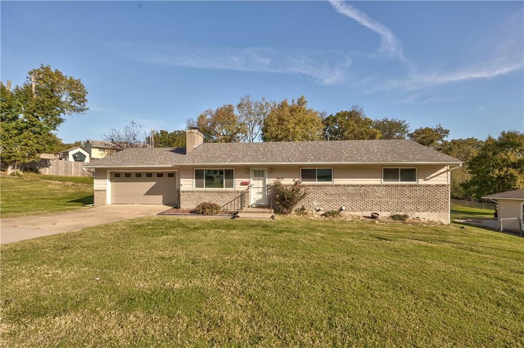 3910 Ne 54th Street Property Photo 1