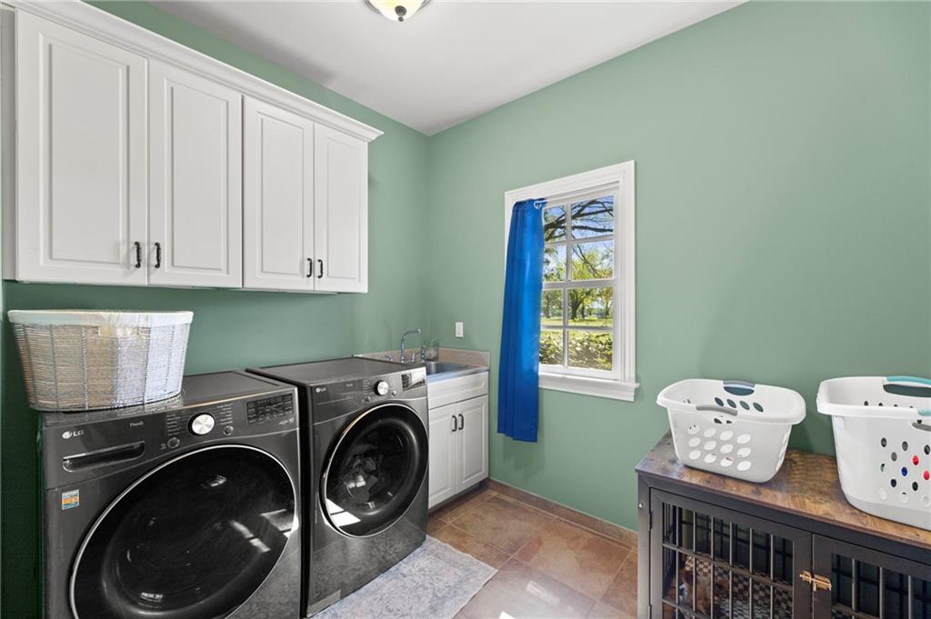 2122 N Cottonwood Street Property Photo 35