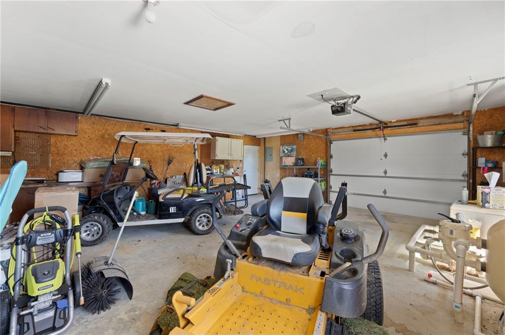 2122 N Cottonwood Street Property Photo 84