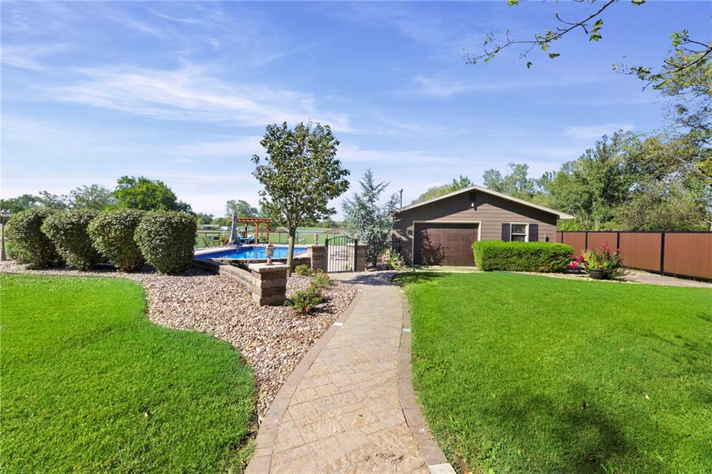 2122 N Cottonwood Street Property Photo 87