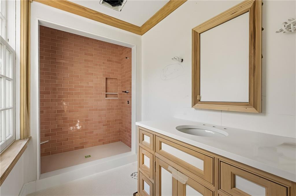 6632 Wenonga Road Property Photo 30