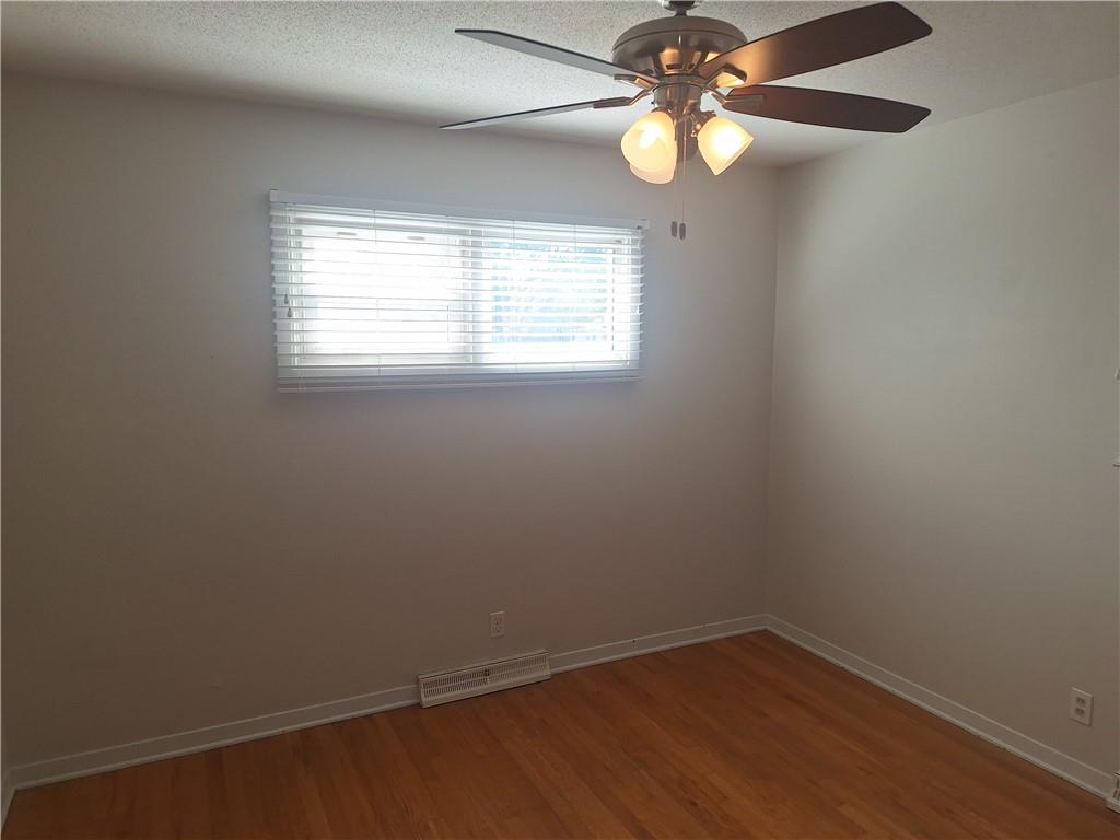 7508 N Highland Avenue Property Photo 10