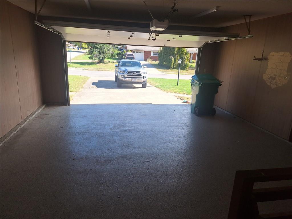 7508 N Highland Avenue Property Photo 20