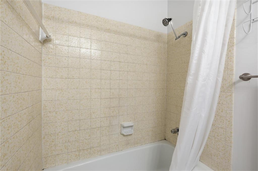 1819 S Stagecoach Drive Property Photo 17
