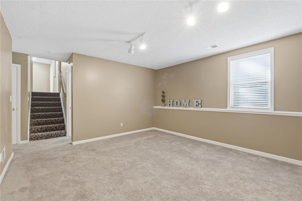 1819 S Stagecoach Drive Property Photo 26