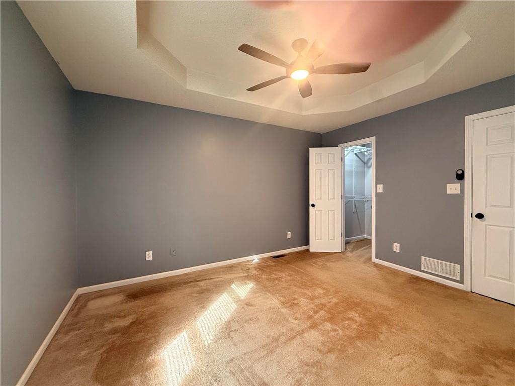 905 Village Street Property Photo 10