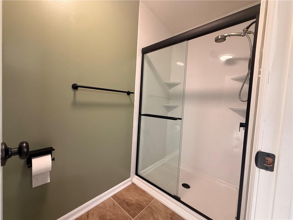 905 Village Street Property Photo 12