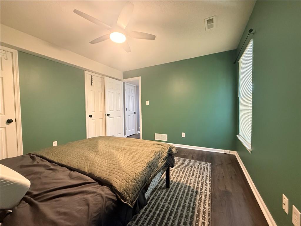 905 Village Street Property Photo 19