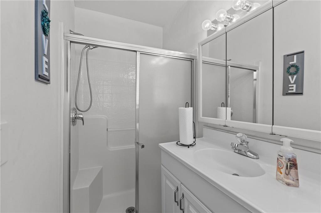 1005 W Main Street Property Photo 20