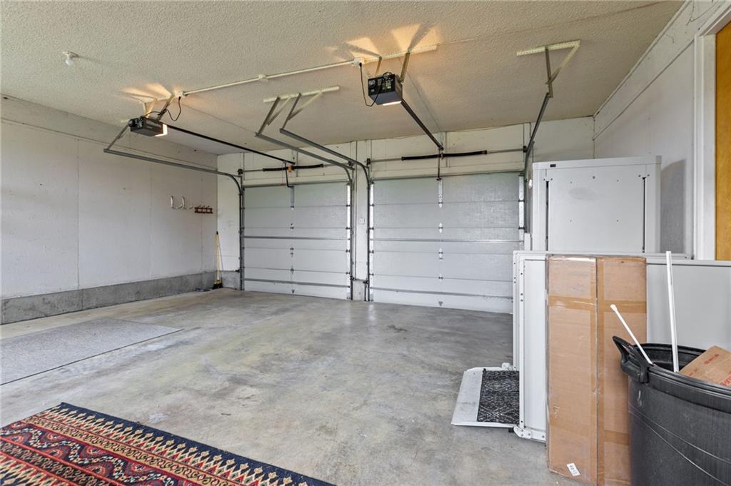 1005 W Main Street Property Photo 28