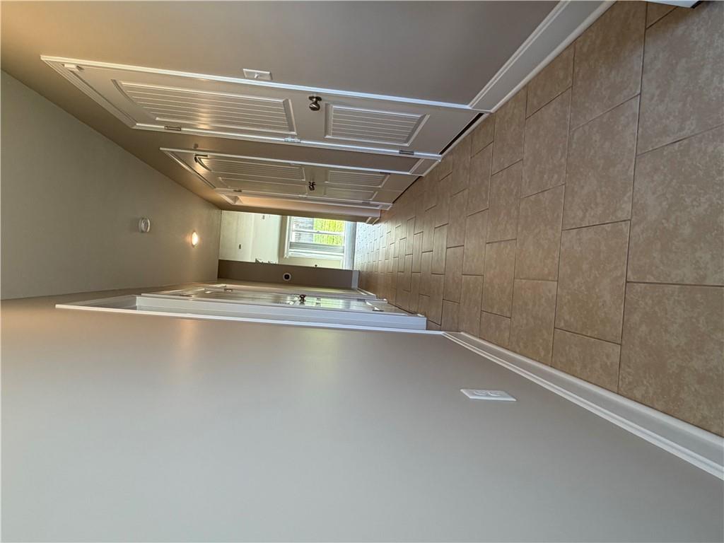 3503 Nw 93rd Street Property Photo 3