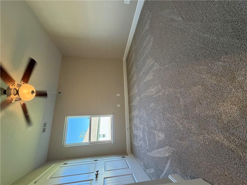 3503 Nw 93rd Street Property Photo 4