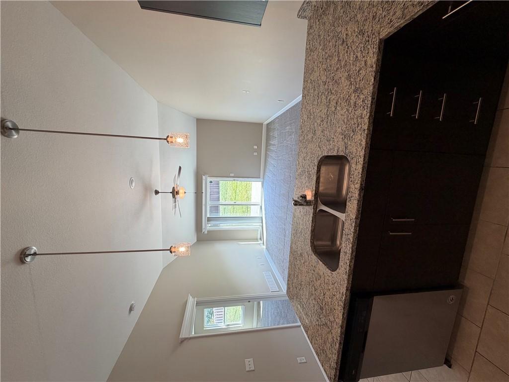 3503 Nw 93rd Street Property Photo 9