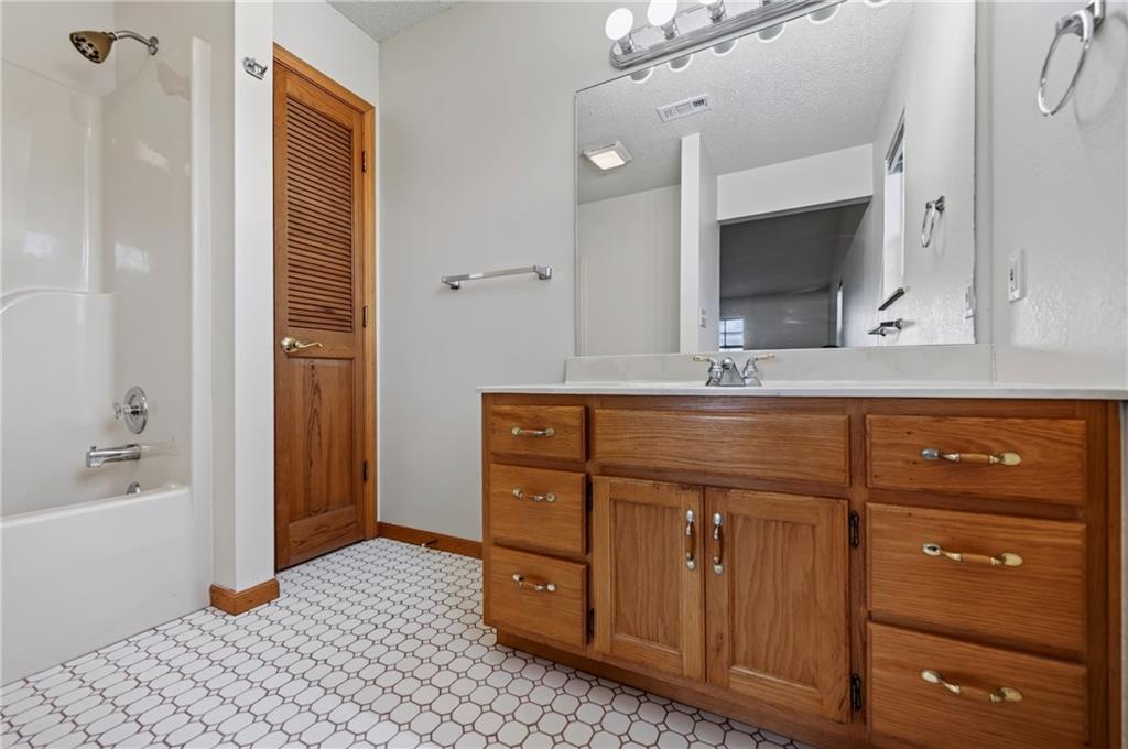 33 Bryant Road Property Photo 21