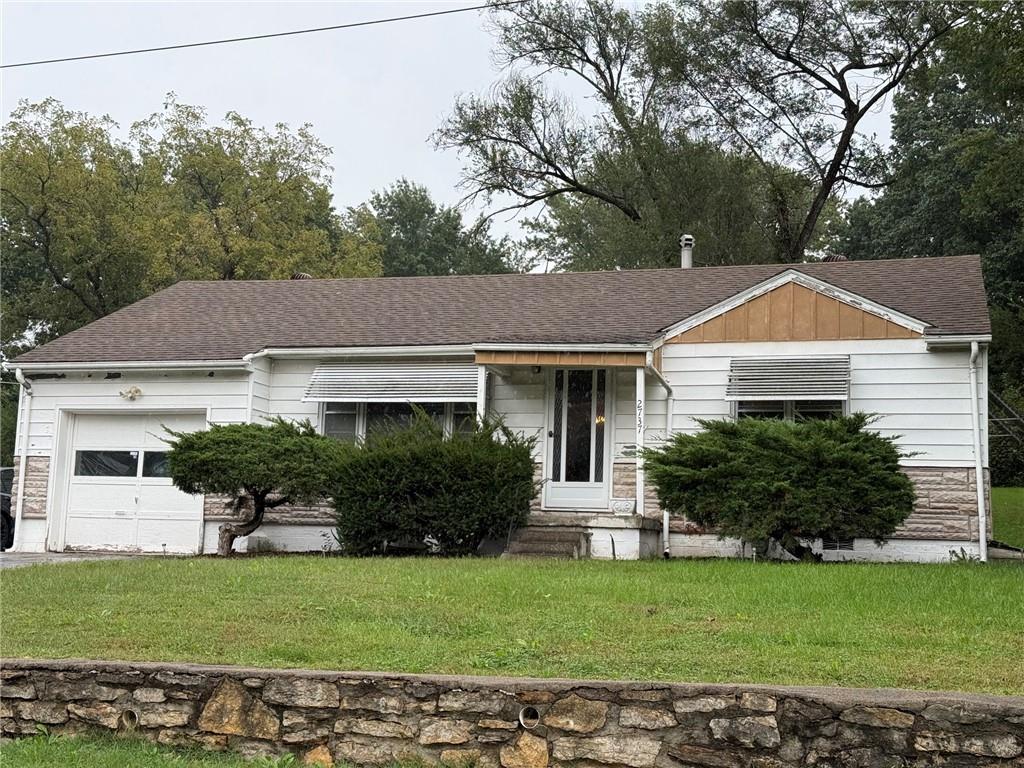 2737 N 74 Street Property Photo 4