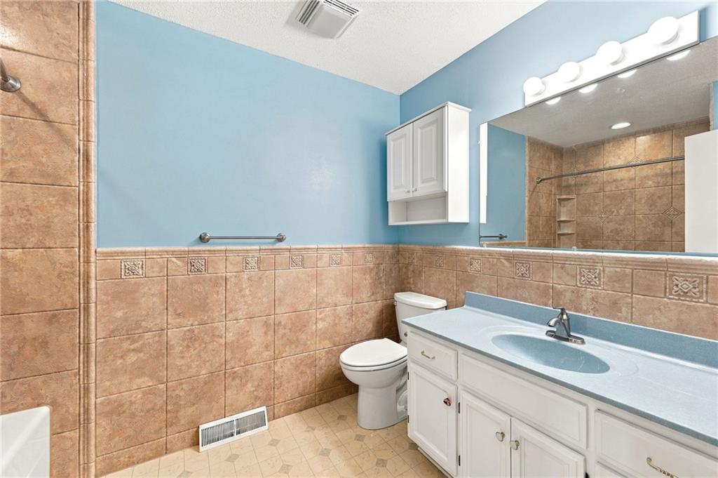 7724 Nw Eastside Drive Property Photo 28