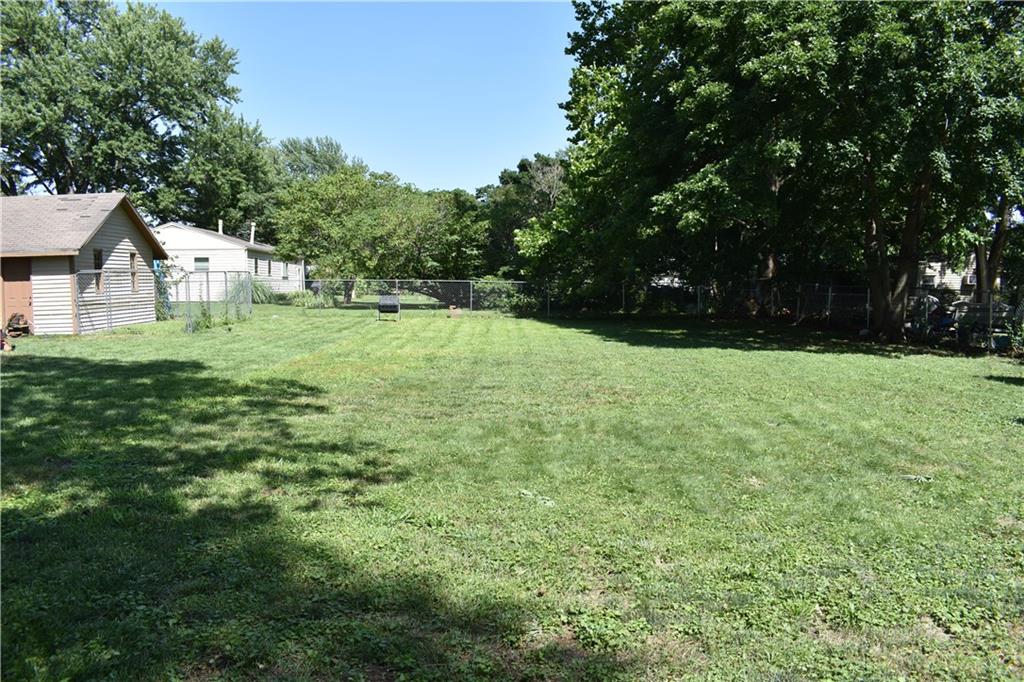 225 King Street Property Photo 29