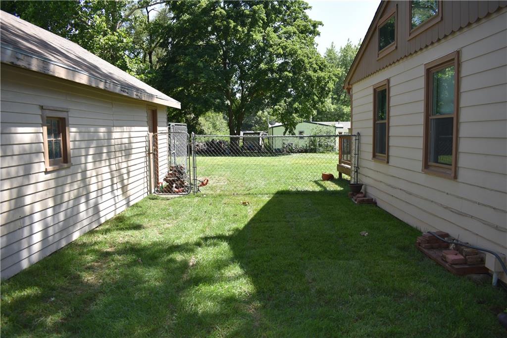 225 King Street Property Photo 30