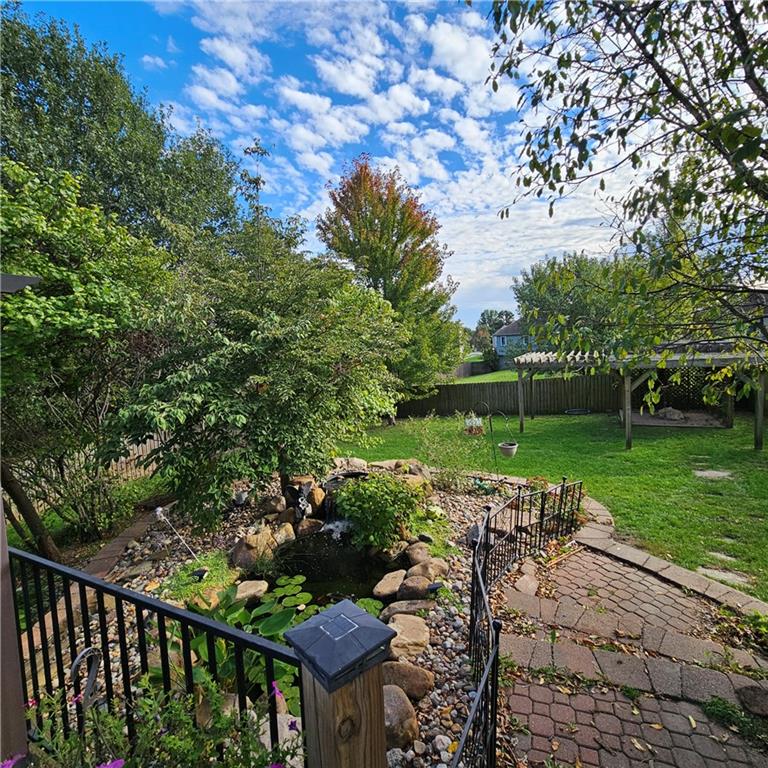 210 Porter Drive Property Photo 3