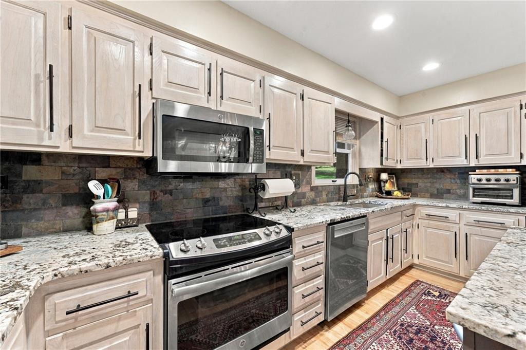 505 Nw 41st Street Property Photo 14