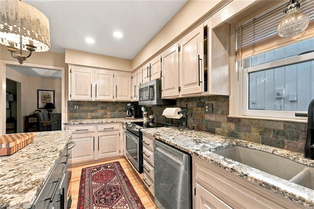 505 Nw 41st Street Property Photo 15