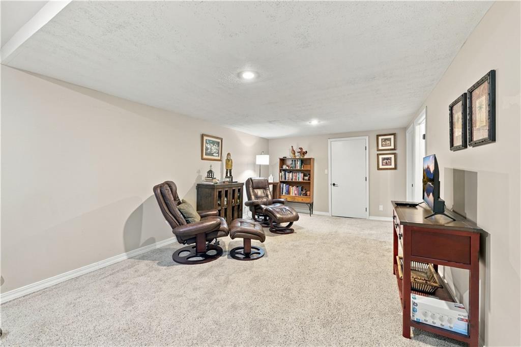 12908 E 58th Street Property Photo 29