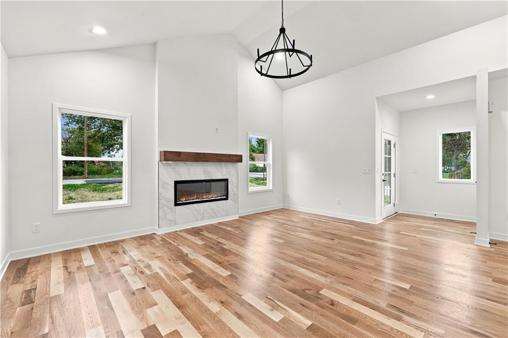 2730 S 37th Street Property Photo 8