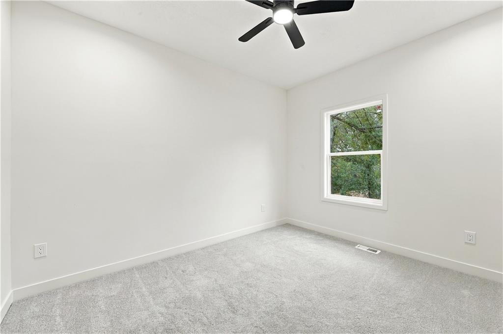 2730 S 37th Street Property Photo 26