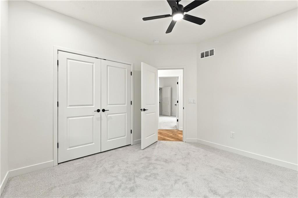 2730 S 37th Street Property Photo 27